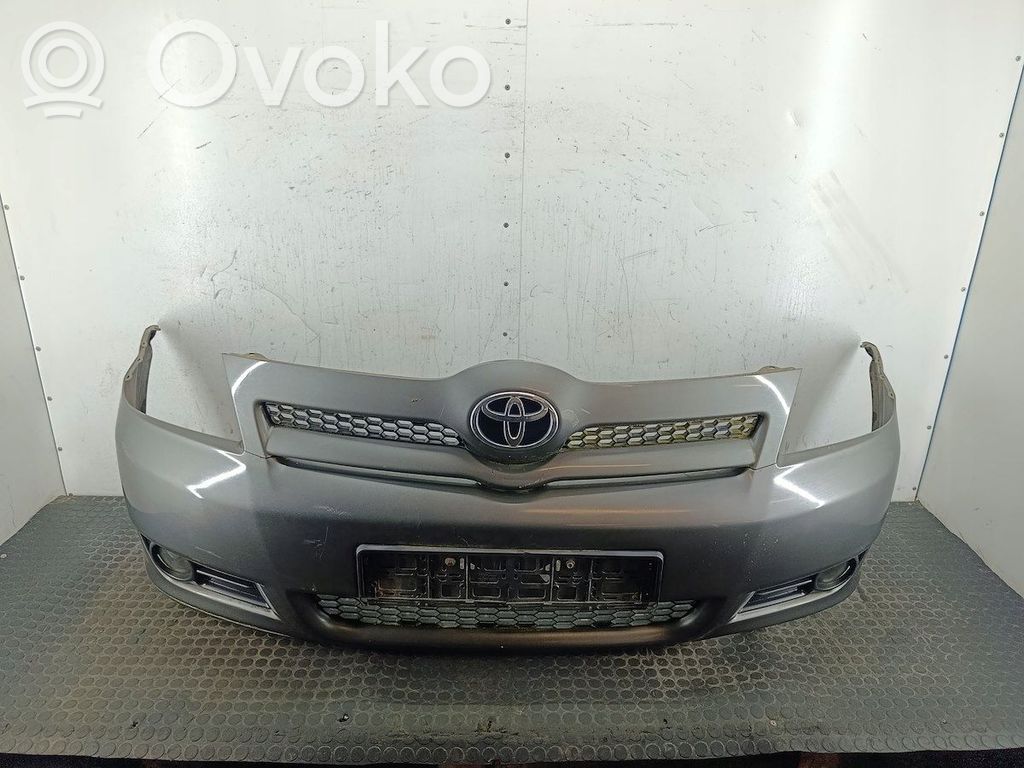 Toyota Corolla Verso E121 Etupuskuri 