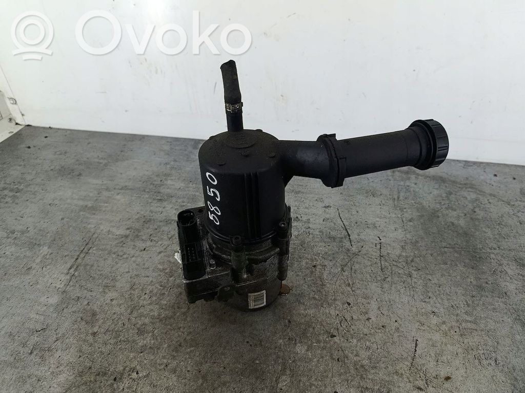 Ohjaustehostimen pumppu