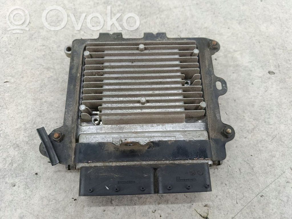 Motorsteuergerät ECU