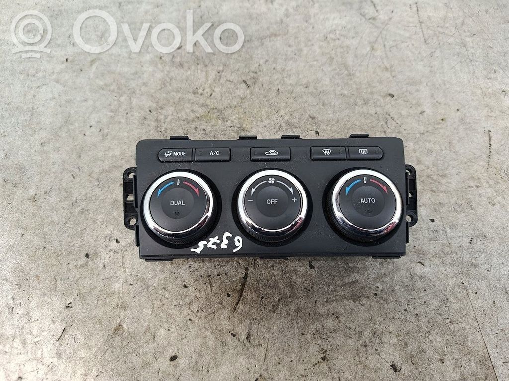 Mazda 6 Climate control/heater control trim 