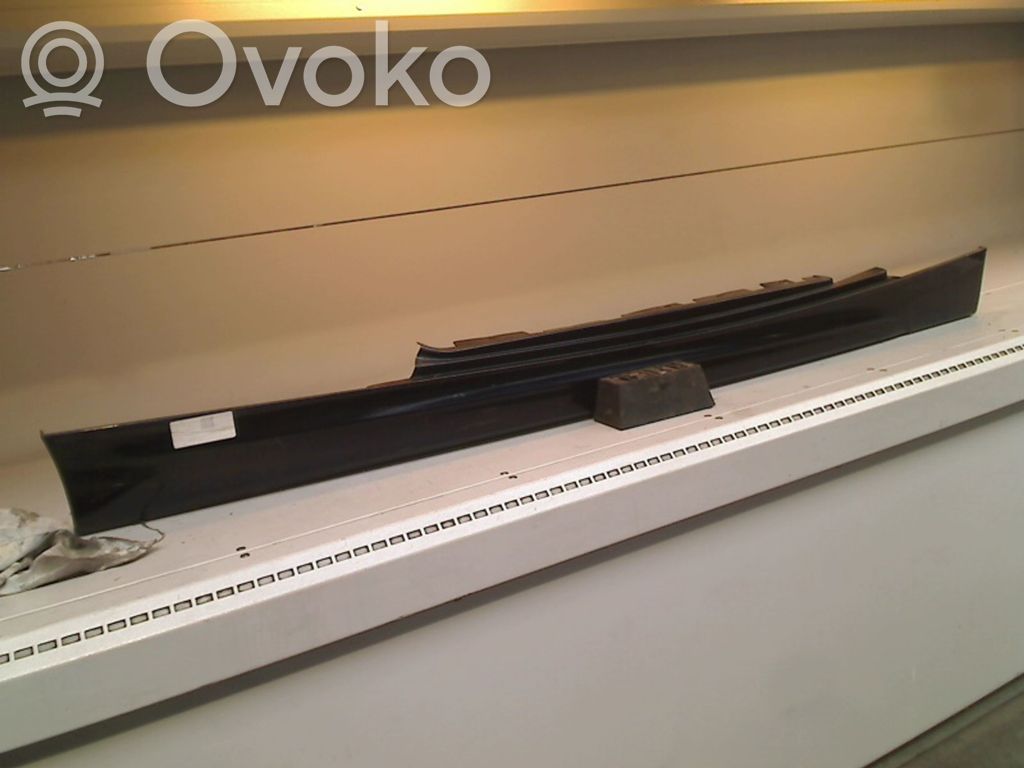 BMW 1 E82 E88 Sill 
