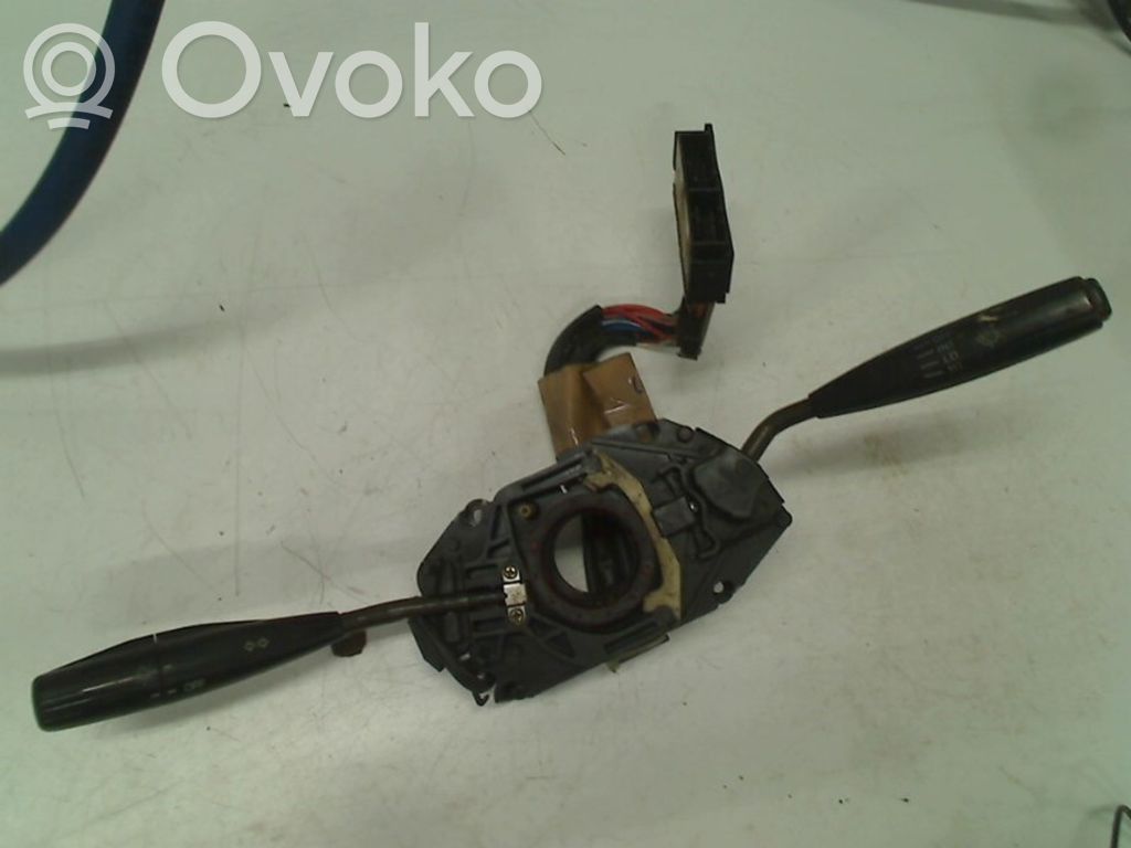 Toyota Corolla E90 Steering wheel buttons/switches 
