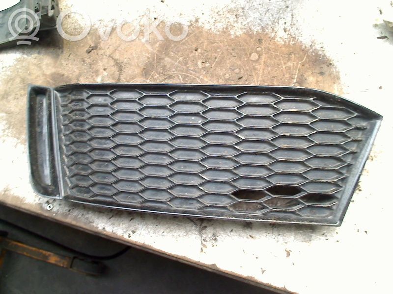 Front bumper lower grill   8XA807681J,8XA807681J