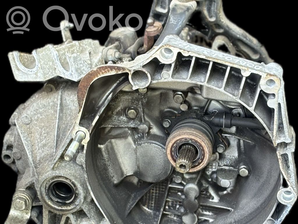 Manual 5 speed gearbox