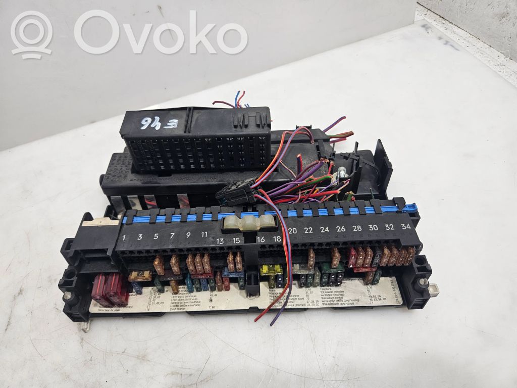 BMW 3 E46 Fuse module 
