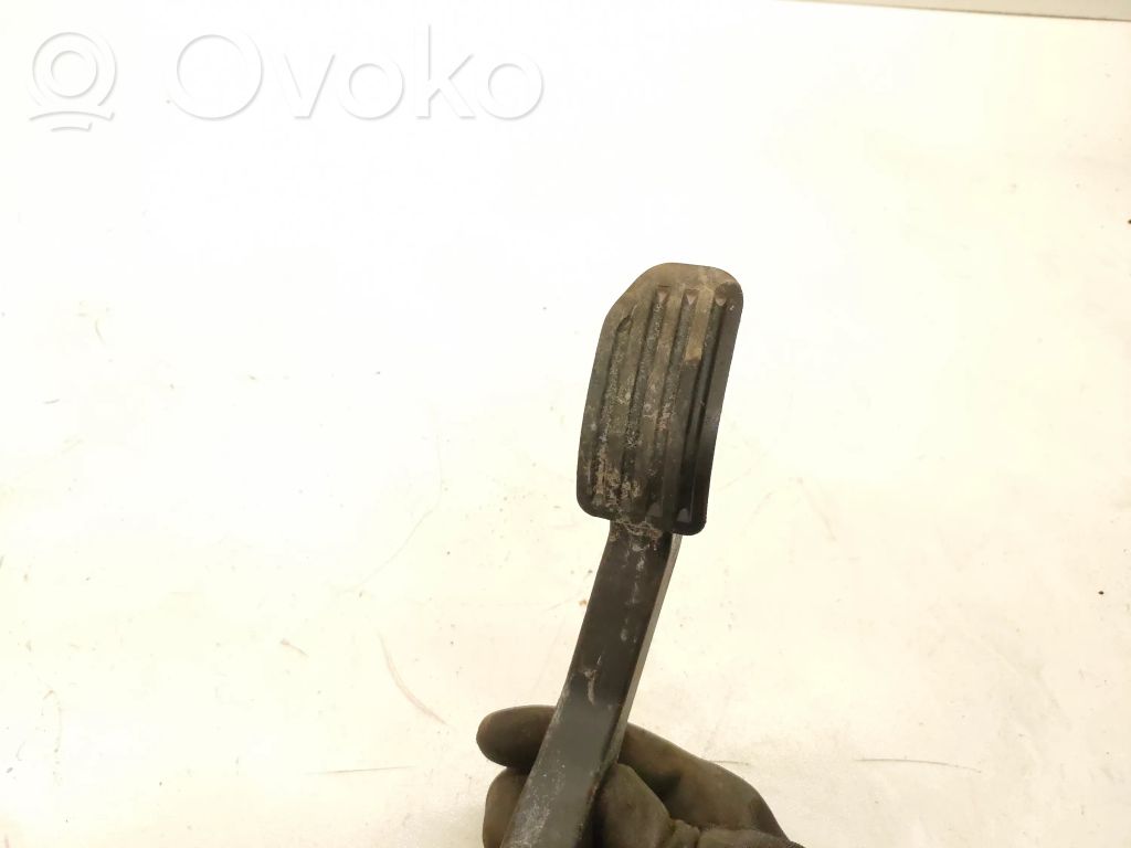 Volvo S60 Kaasupoljin 