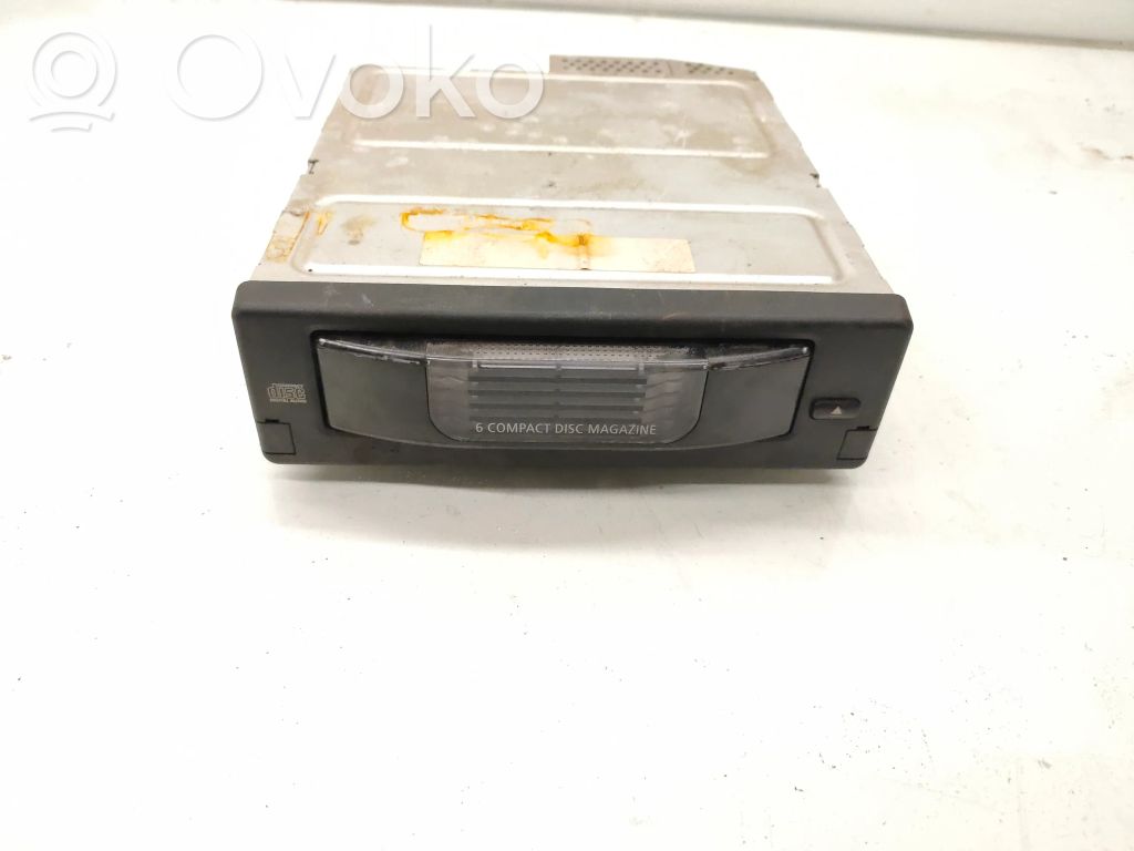 BMW 5 E60 E61 CD/DVD changer 