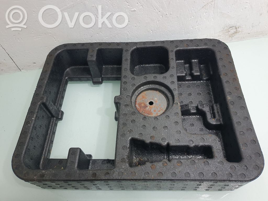 Jeep Compass Tool box 