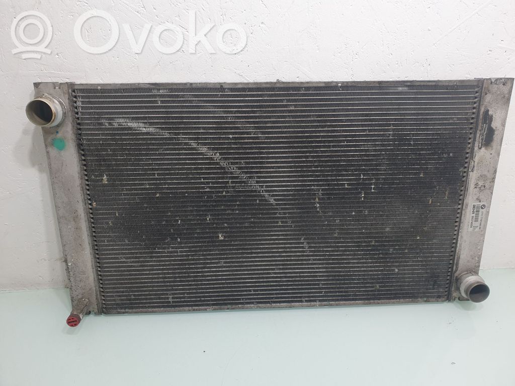 BMW 5 E60 E61 Aušinimo skysčio radiatorius 