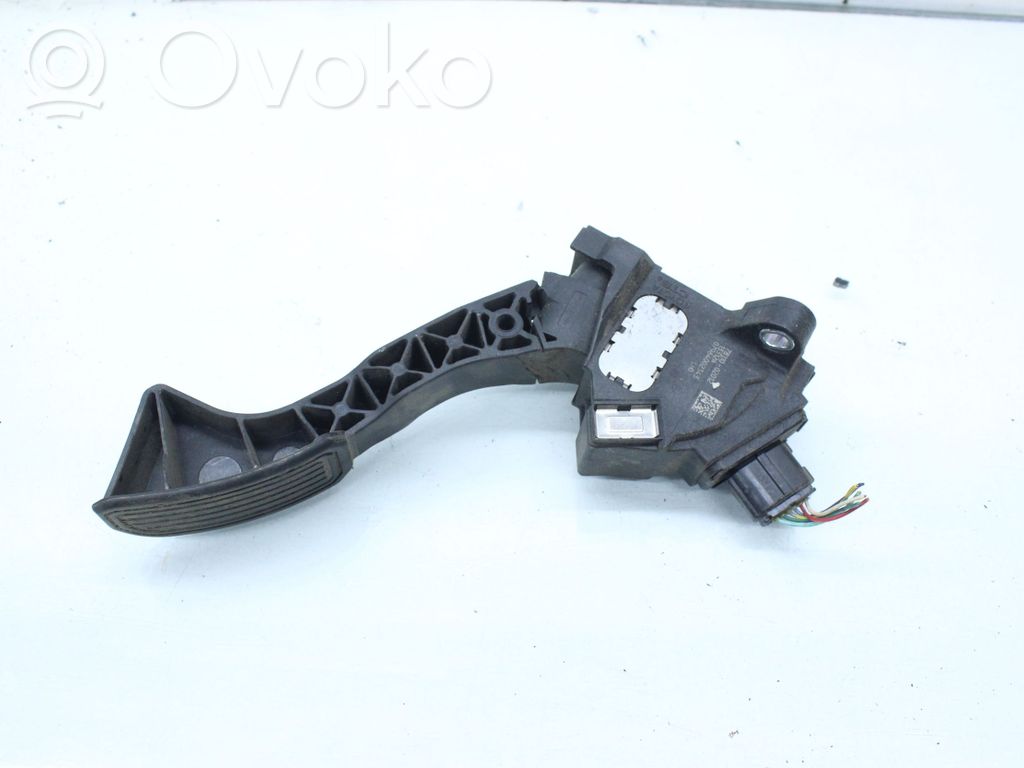 Toyota Verso Kaasupoljin 