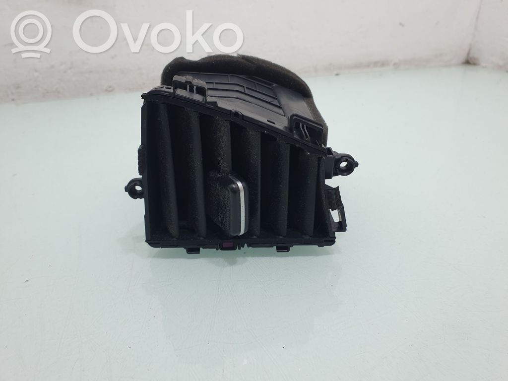 KIA Ceed Centrinės oro grotelės 