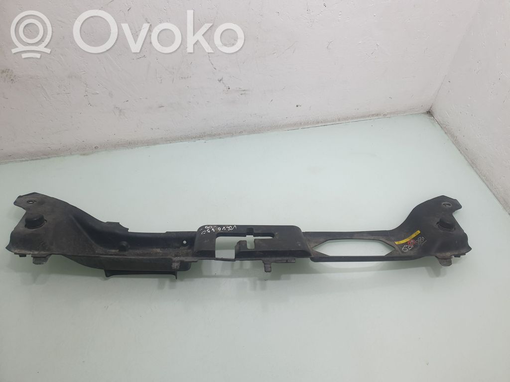 Volvo V50 Облицовка замка капота двигателя 