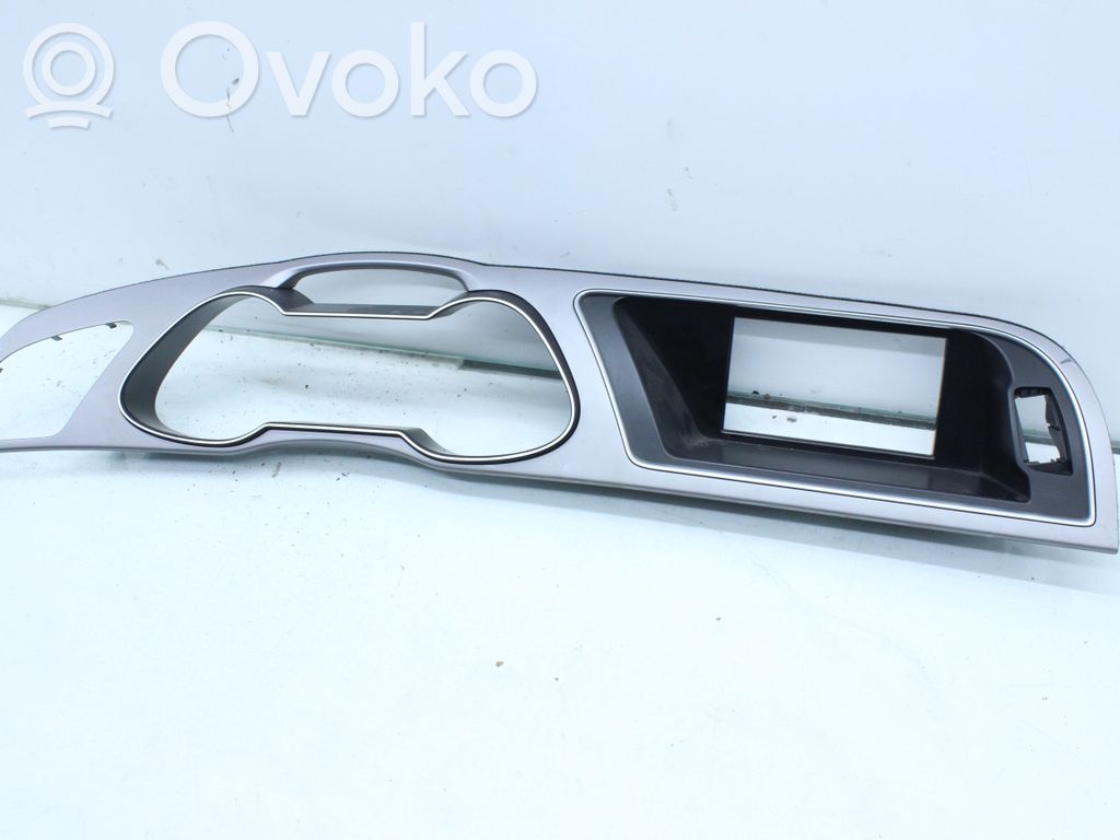 Audi A4 Allroad B8 Moldura del panel 