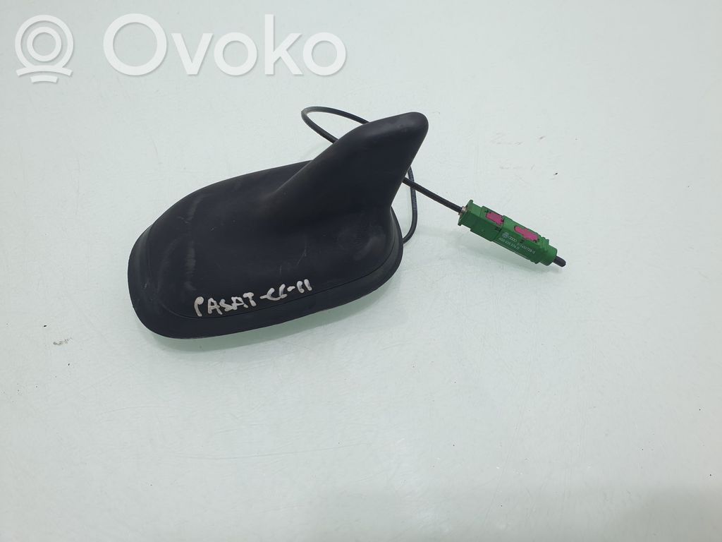 Volkswagen PASSAT CC GPS-pystyantenni 