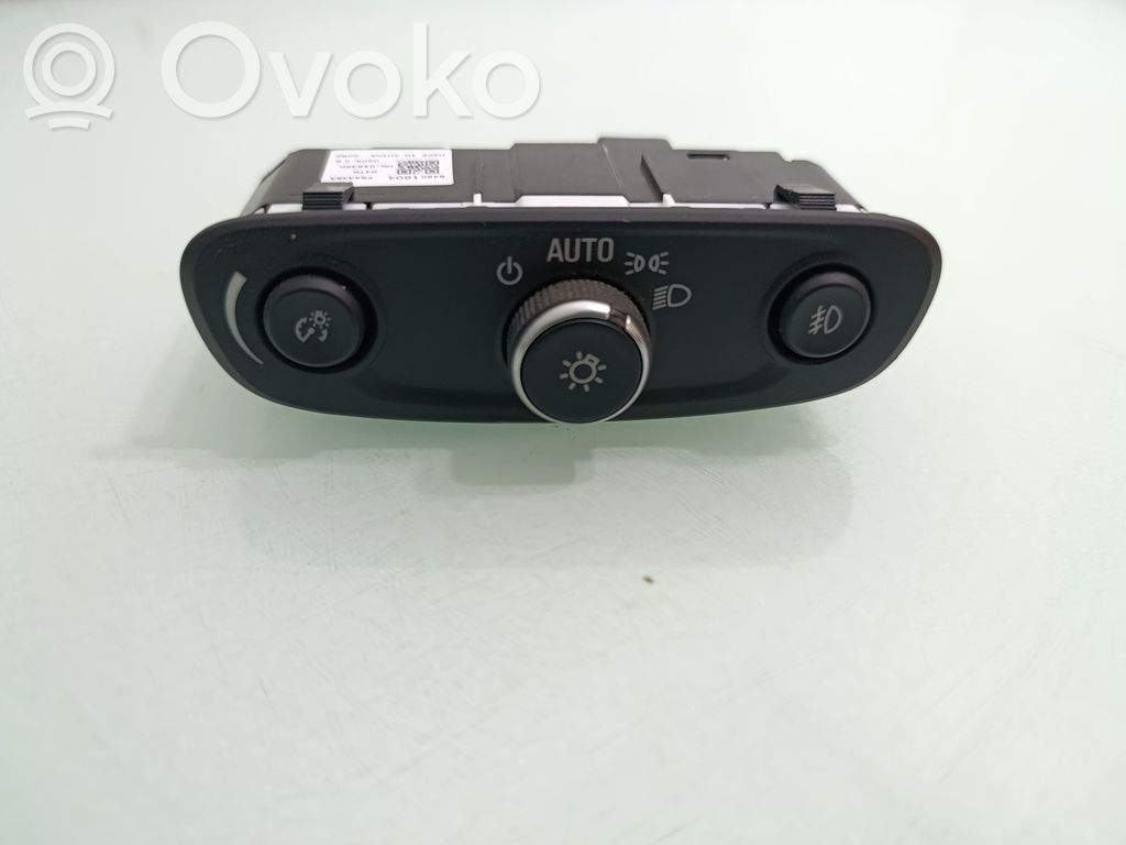Light switch   84201604