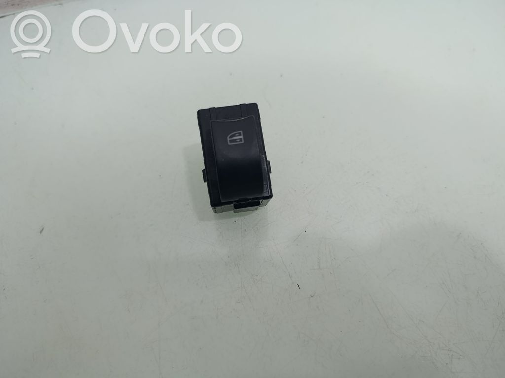 Renault Koleos I Electric window control switch 