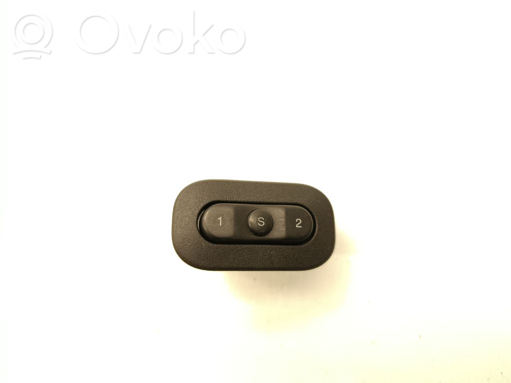 Seat memory switch   5JF97TRMAC