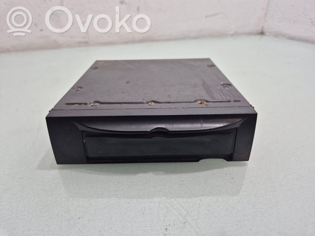 Volvo XC90 GPS navigation control unit/module 