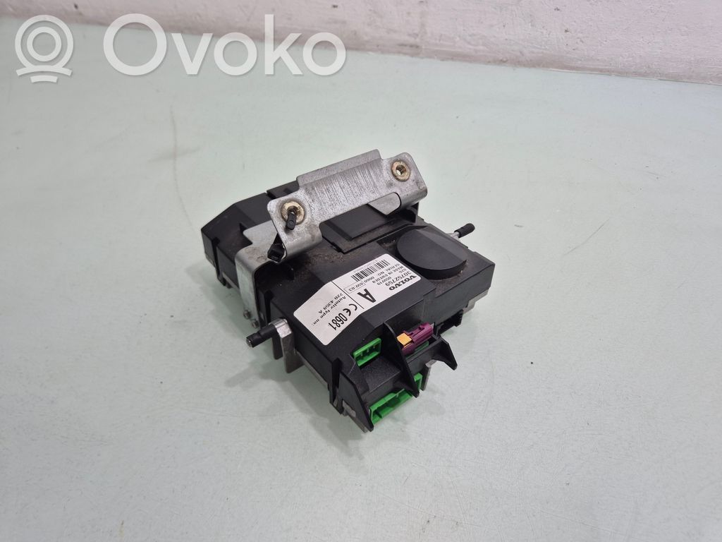 Volvo XC90 Head unit multimedia control 