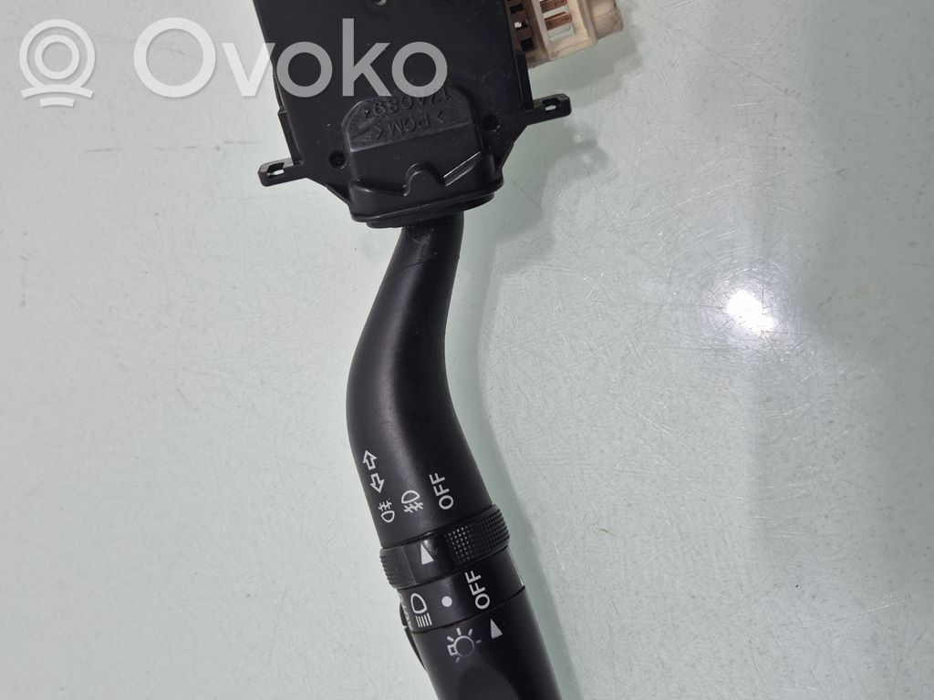 Indicator stalk