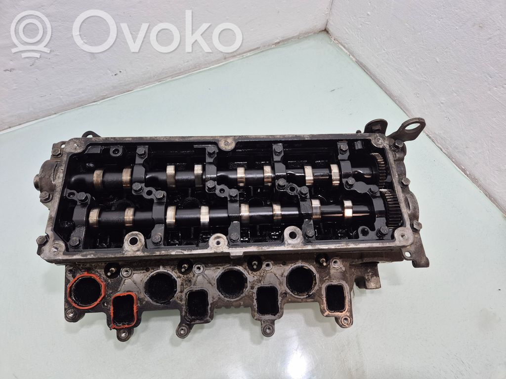 Volkswagen PASSAT B7 Engine head 