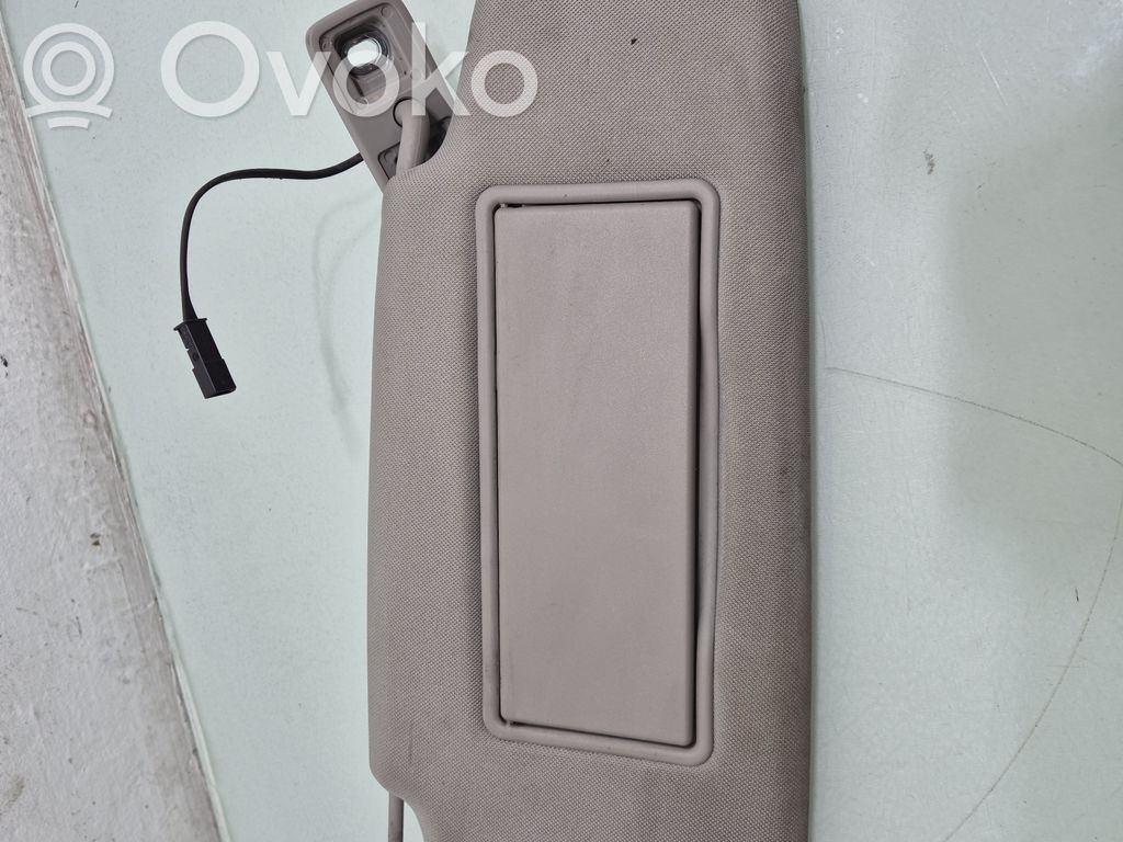 Sun visor