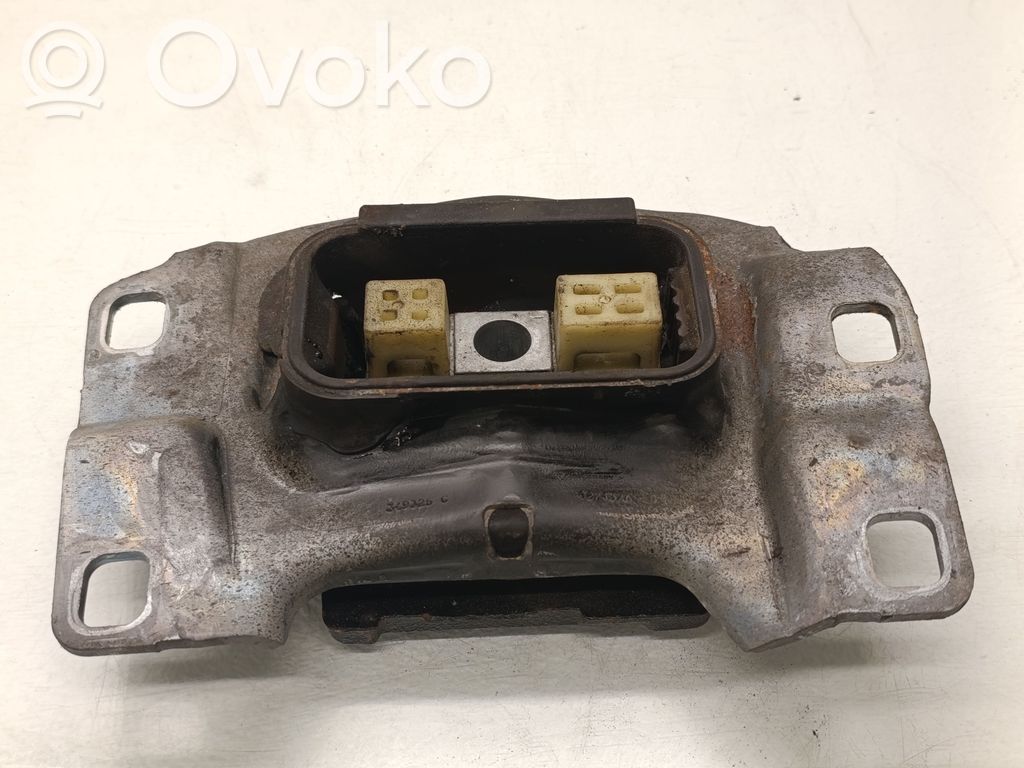 Volvo V40 Dzinēja spilvens 