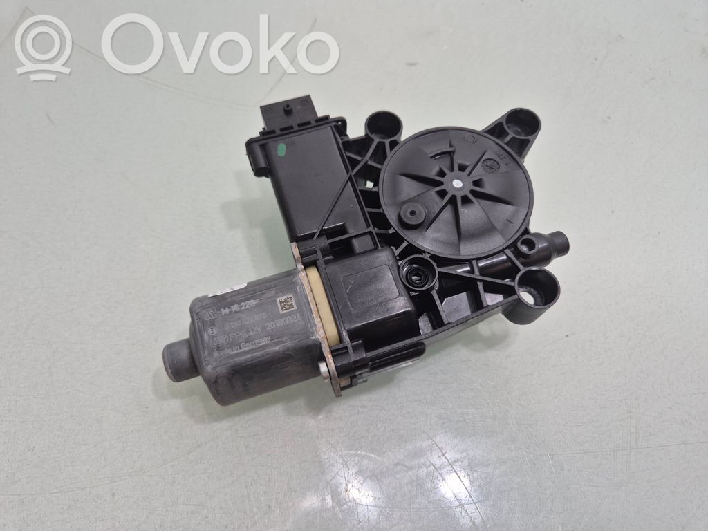 Alfa Romeo Stelvio Silniczek podnoszenia szyby drzwi tylnych 