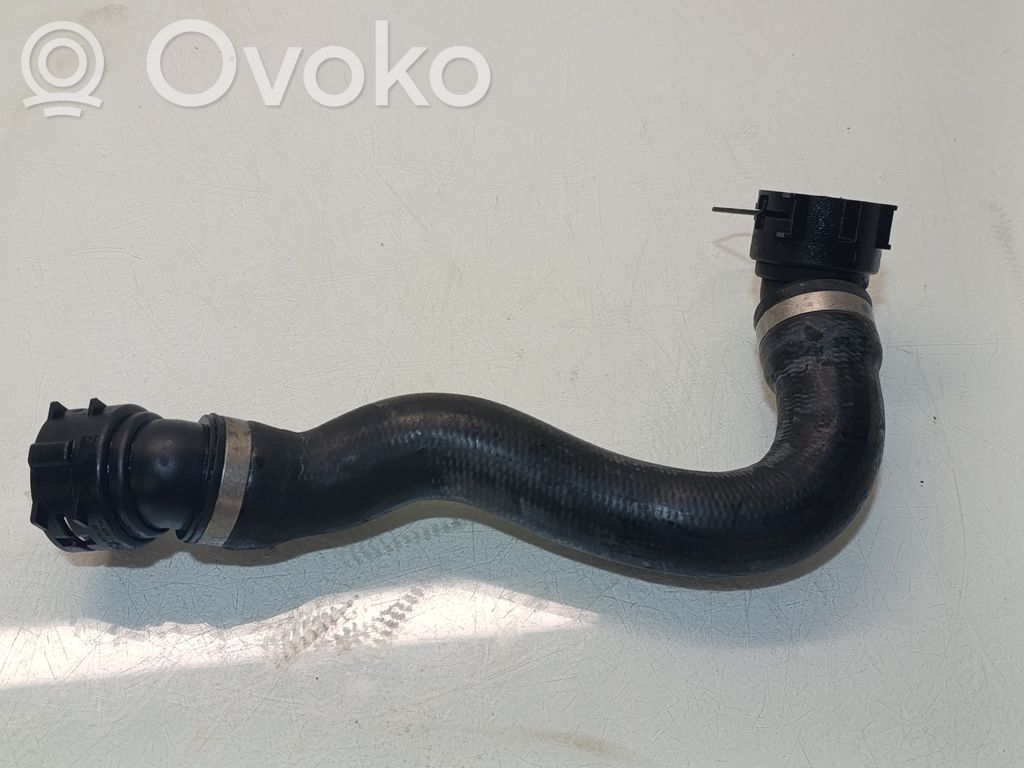 BMW X3 F25 Engine coolant pipe/hose 