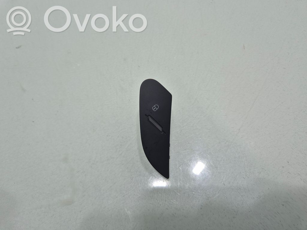 Keskuslukituksen kytkin   01561155410