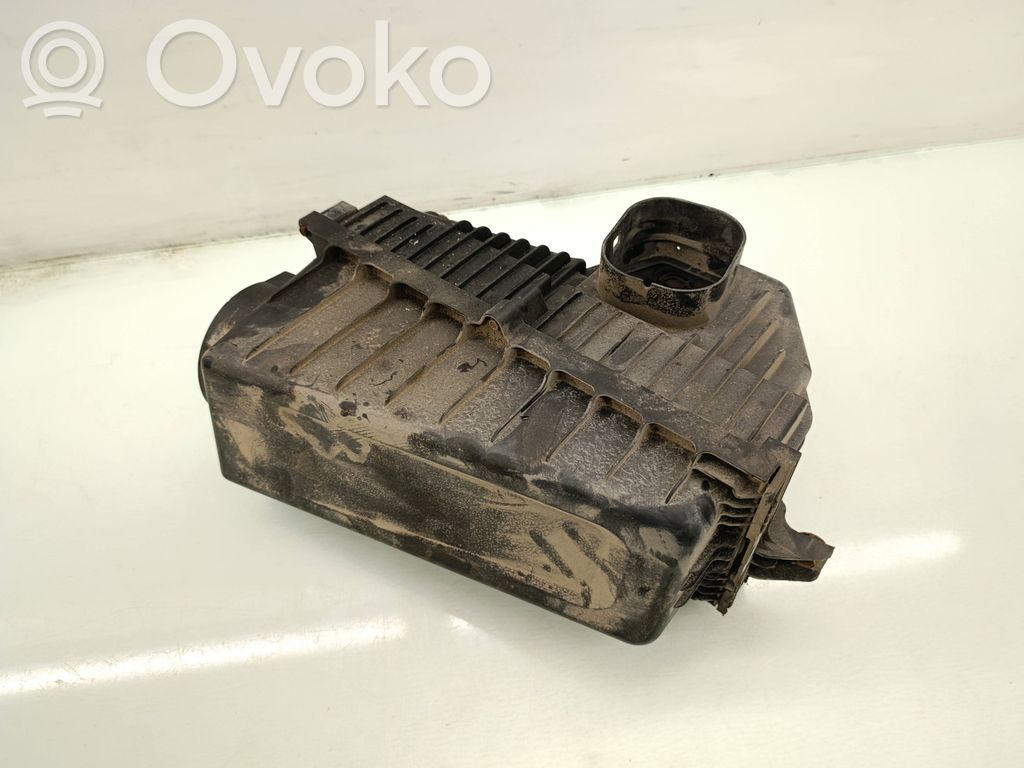 Alfa Romeo Giulia Obudowa filtra powietrza 