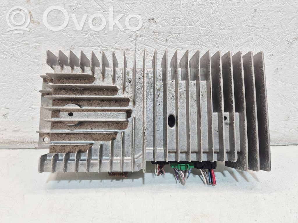 Mazda CX-7 Sound amplifier 