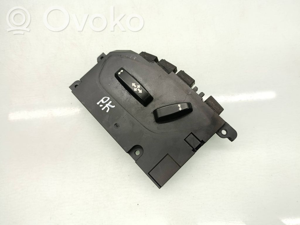 Seat memory switch   30797730