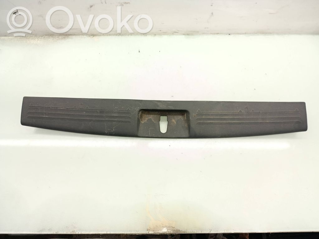 Dodge Nitro Trunk/boot sill cover protection 
