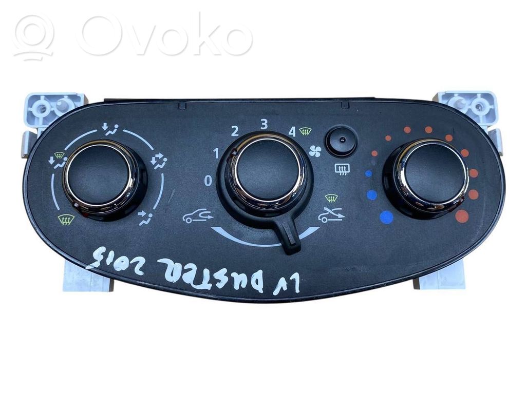 Dacia Duster Climate control unit 