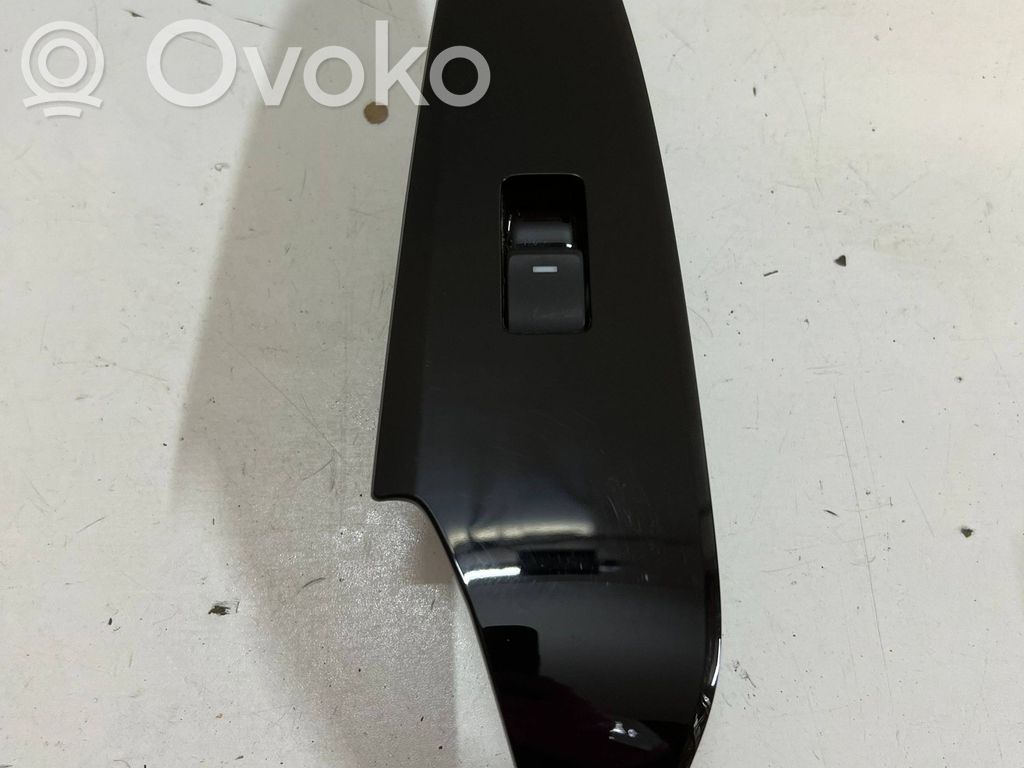 Electric window control switch   BPN266380A,BACS685L1