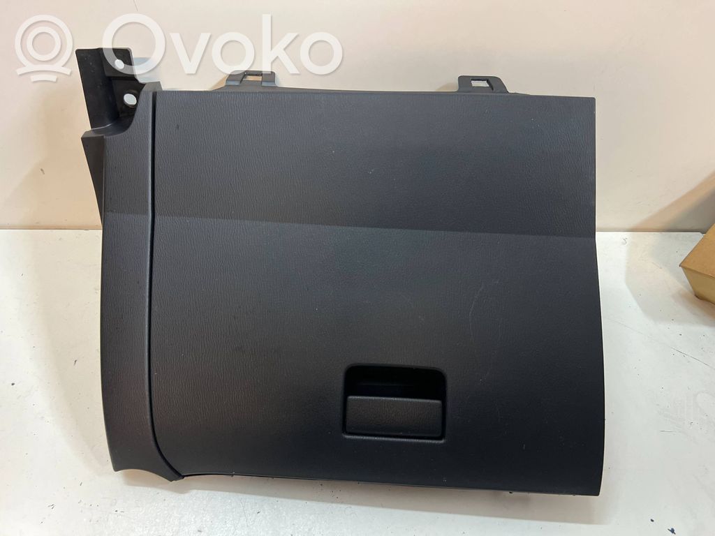Mazda 2 Mantu nodalījums 