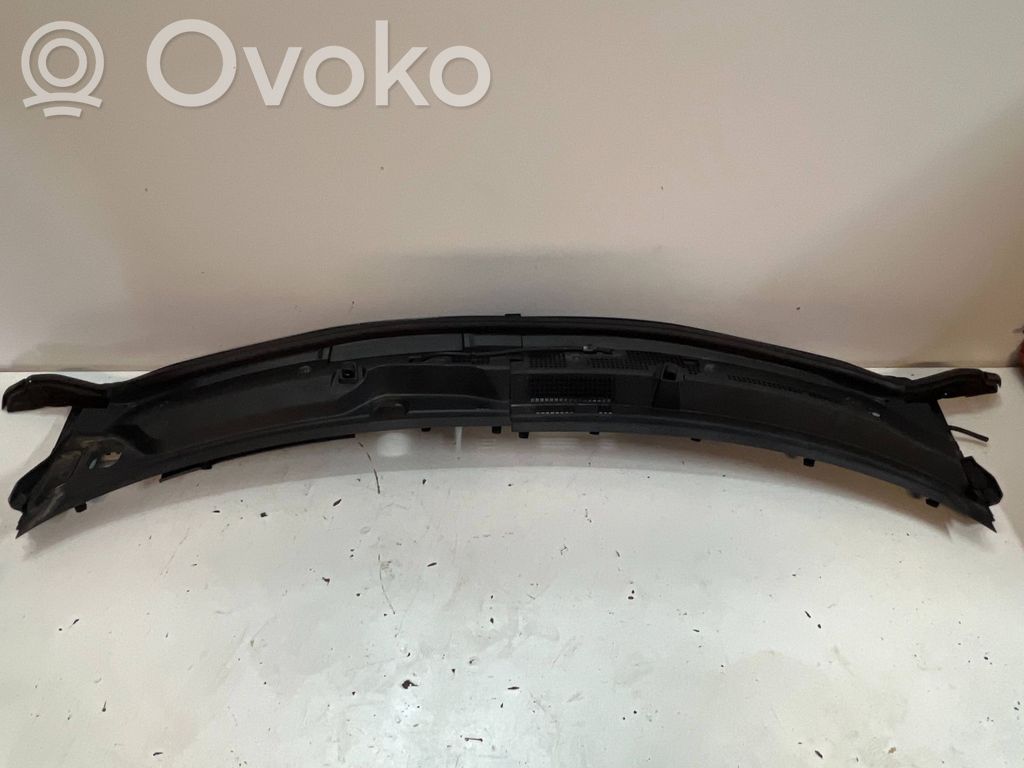Mazda 2 Wiper trim 