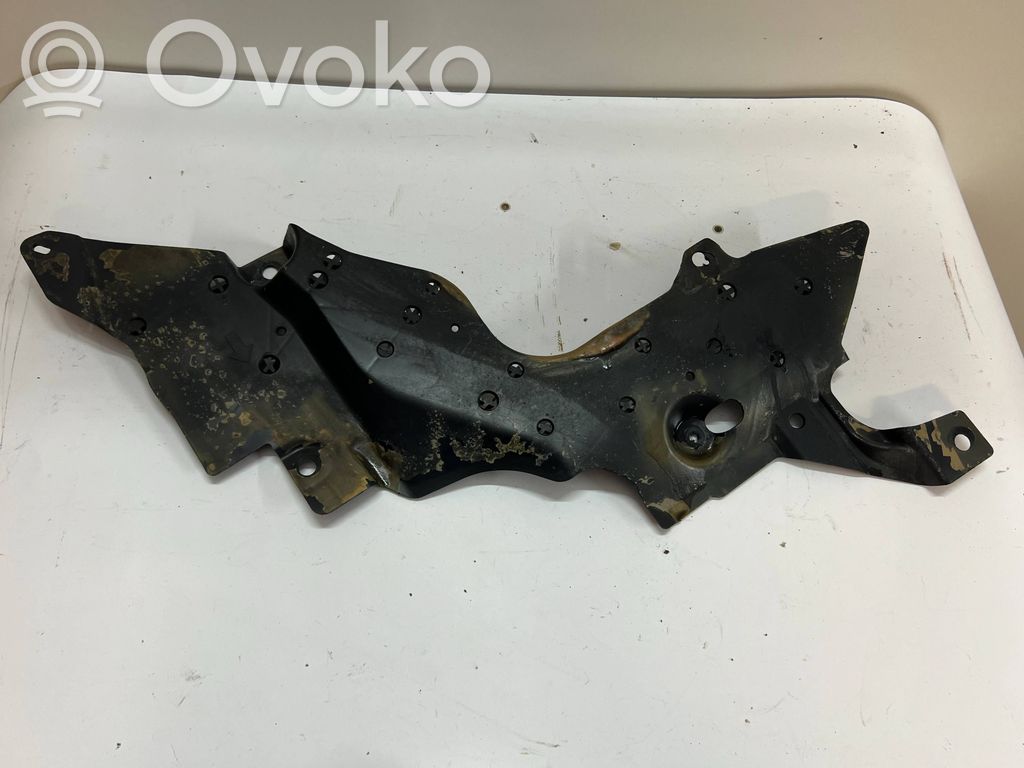 Mazda 2 Bagažinės dugno apsauga 