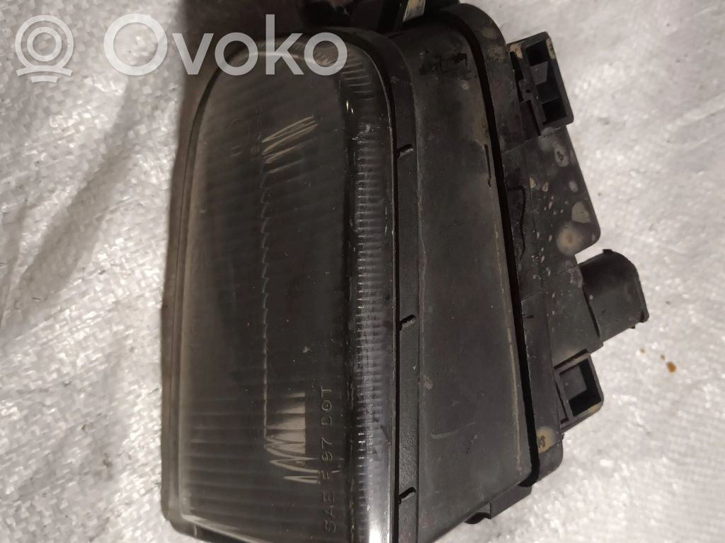 BMW Z3 E36 Miglas lukturis priekšā 