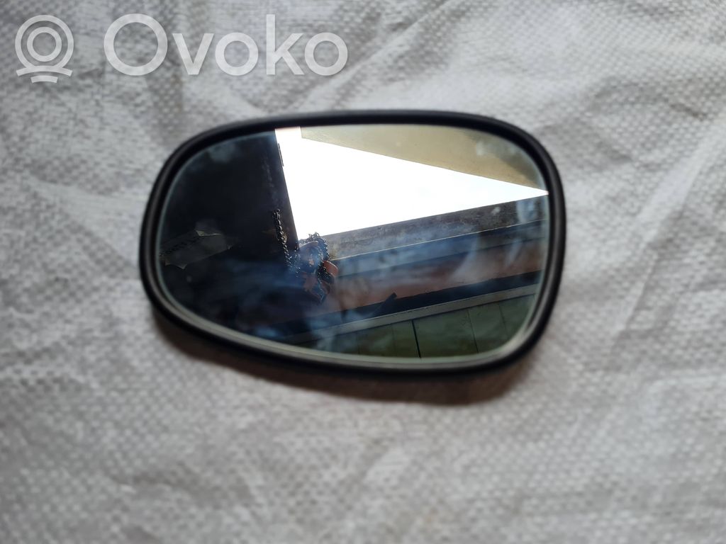 BMW 3 E92 E93 Spoguļa stikls 
