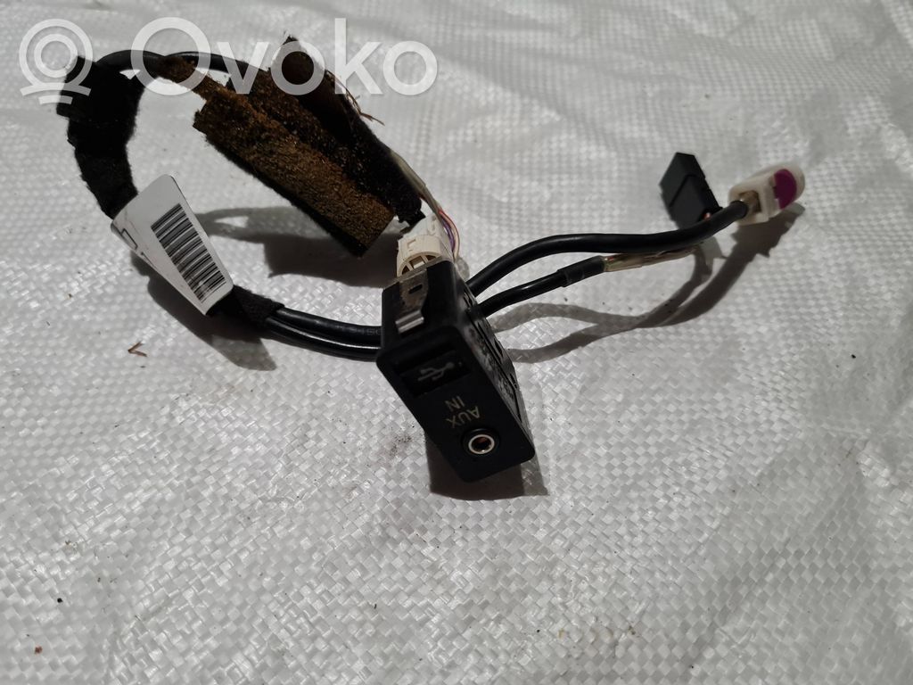 Enchufe conector USB   9243123