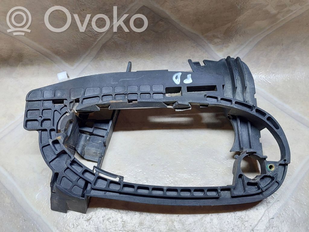 BMW 7 E65 E66 Etuoven ulkokahvan kehys 
