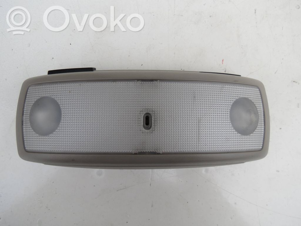 Volvo V70 Lampka podsufitki tylna 