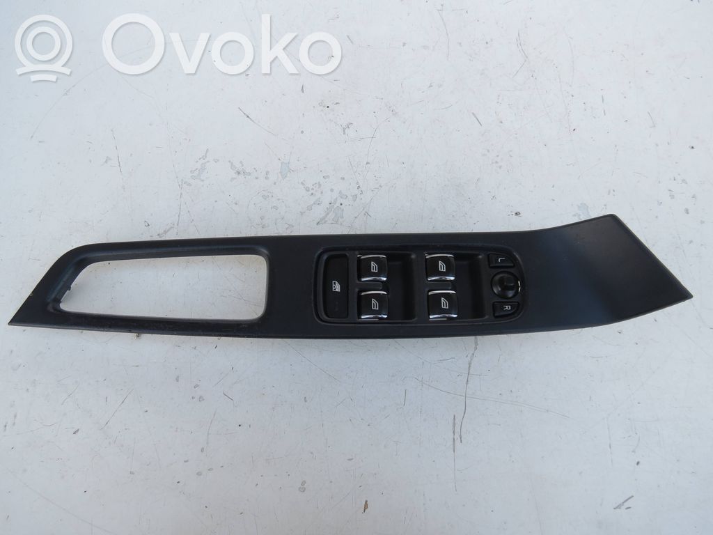 Electric window control switch   9123968