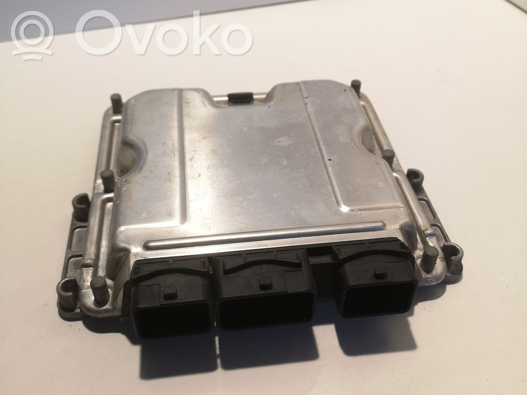 Peugeot 607 Engine control unit/module 