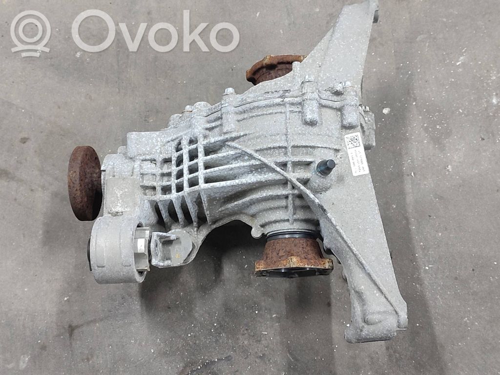 Audi A8 S8 D5 Galinis reduktorius 