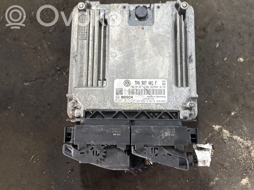 Volkswagen Touareg II Engine control unit/module 