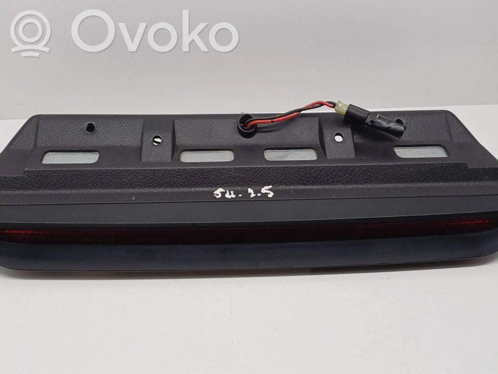 Subaru Outback Third/center stoplight 