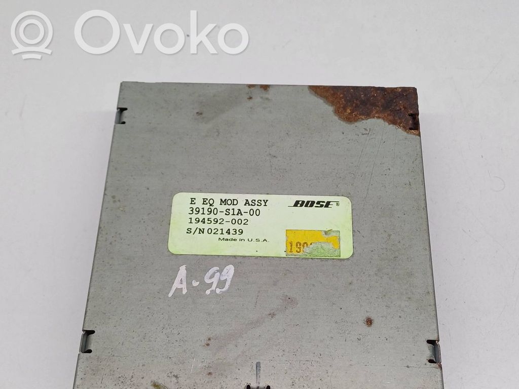 Honda Accord Sound amplifier 